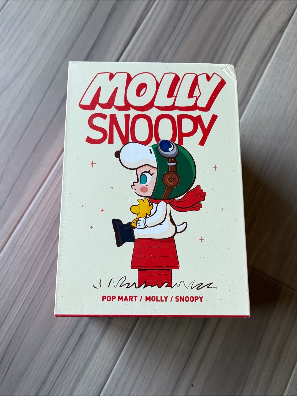 Pop Mart MOLLY Snoopy Figure